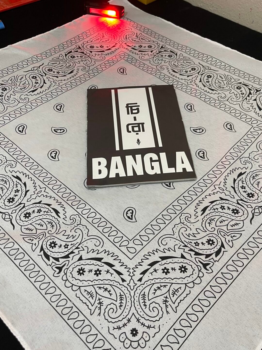 PREMIUM BANDANA [WHITE]